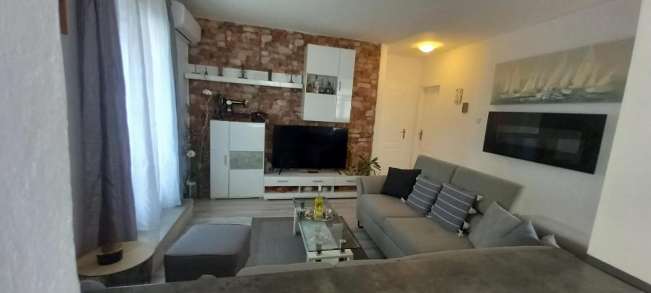 Braavos Apartment Šibenik - Free parking - Marina 100m Buitenkant foto